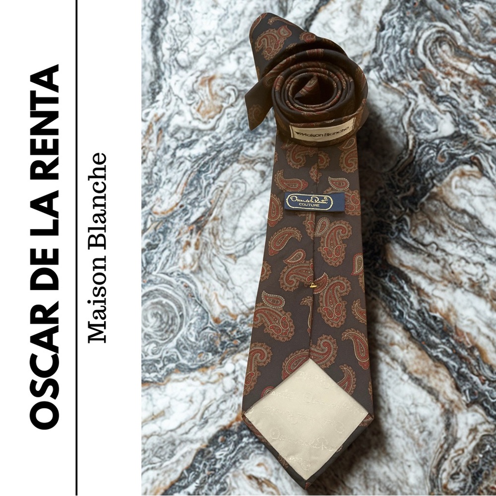 Vintage Oscar de la Renta Elegant Brown Paisley Tie